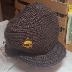 Bula chrochet hat with brim